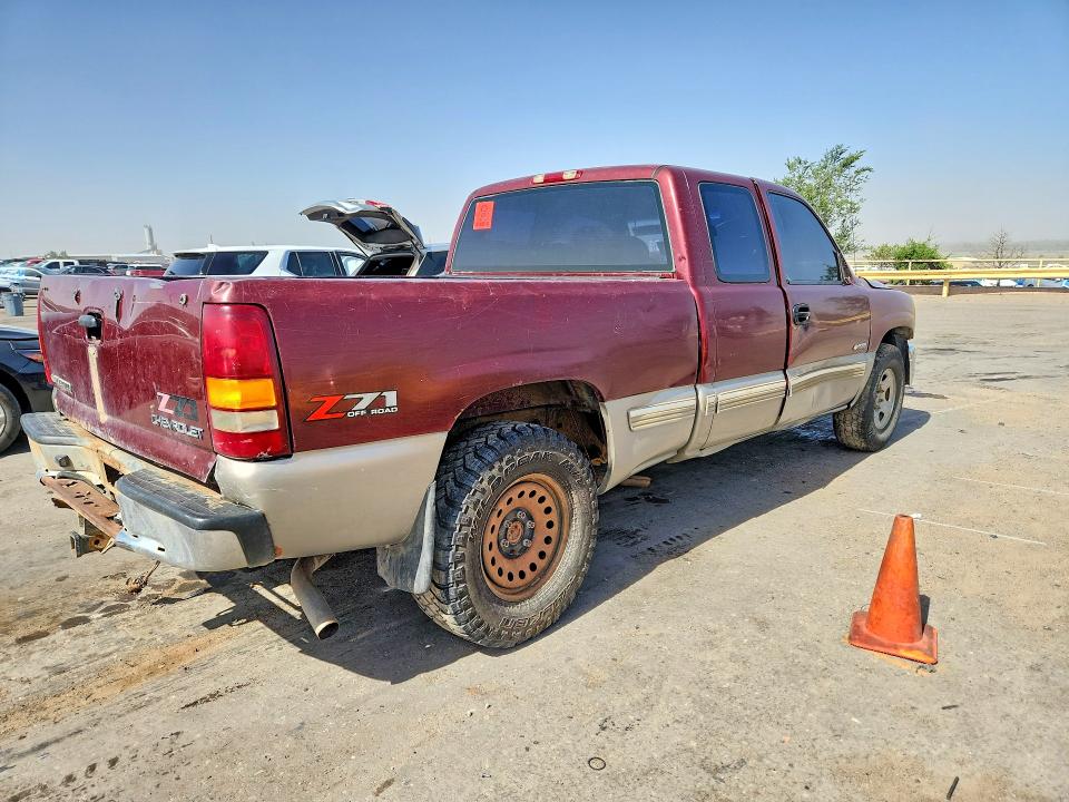 2002 Chevrolet Silverado მანქანა იყიდება აუქციონზე, vin: 2GCEK19T021285888, აუქციონის ნომერი: 55656156