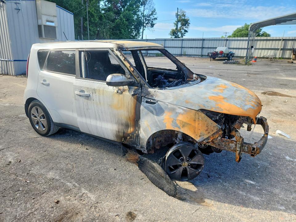 56689456 :رقم المزاد ، KNDJN2A20G7285267 vin ، 2016 Kia Soul مزاد بيع