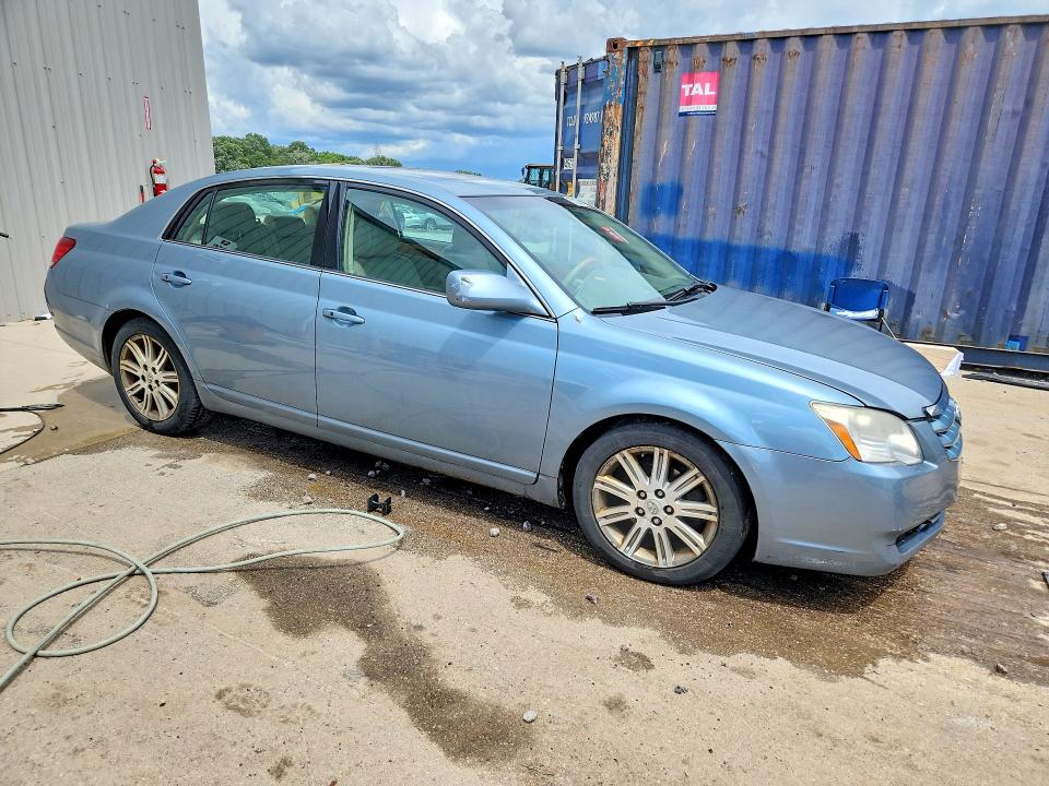 57523576 :رقم المزاد ، 4T1BK36B27U203743 vin ، 2007 Toyota Avalon مزاد بيع
