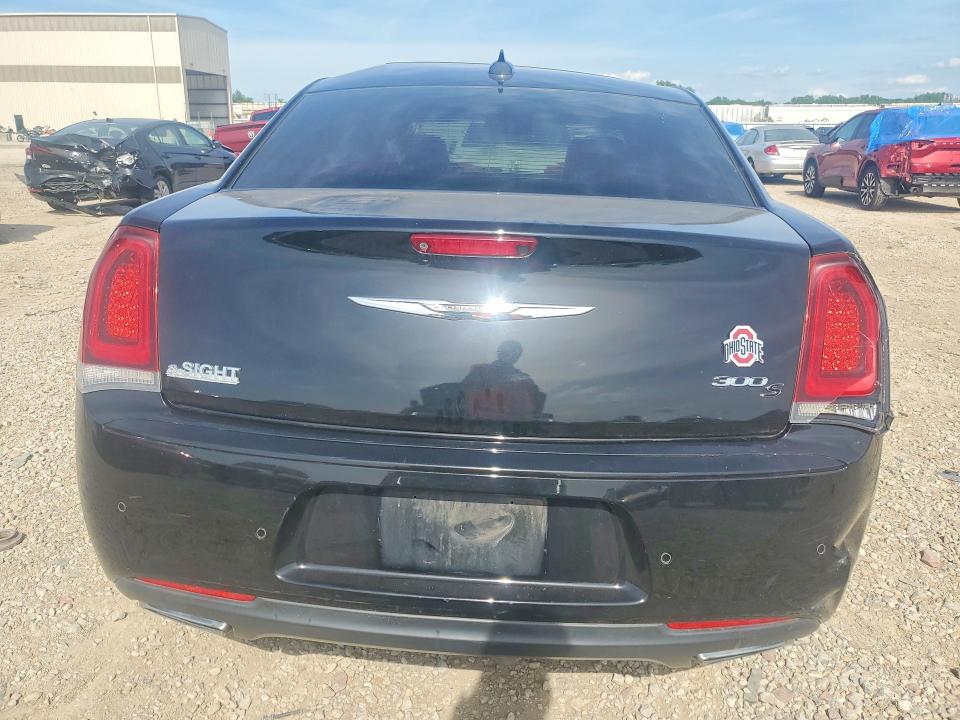 2016 Chrysler 300 მანქანა იყიდება აუქციონზე, vin: 2C3CCABG7GH329065, აუქციონის ნომერი: 57392236