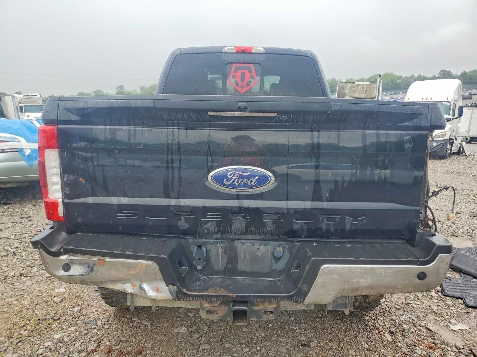 56095086 :رقم المزاد ، 1FT8W3BT8HED63431 vin ، 2017 Ford F350 مزاد بيع