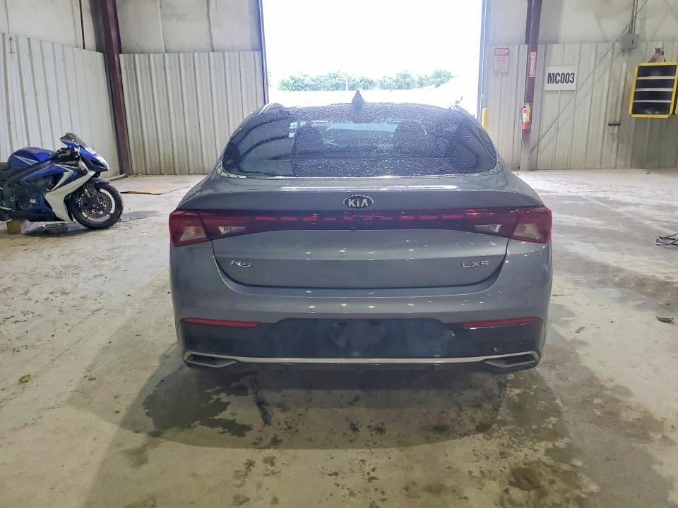 57172566 :رقم المزاد ، 5XXG14J26MG028005 vin ، 2021 Kia K5 مزاد بيع