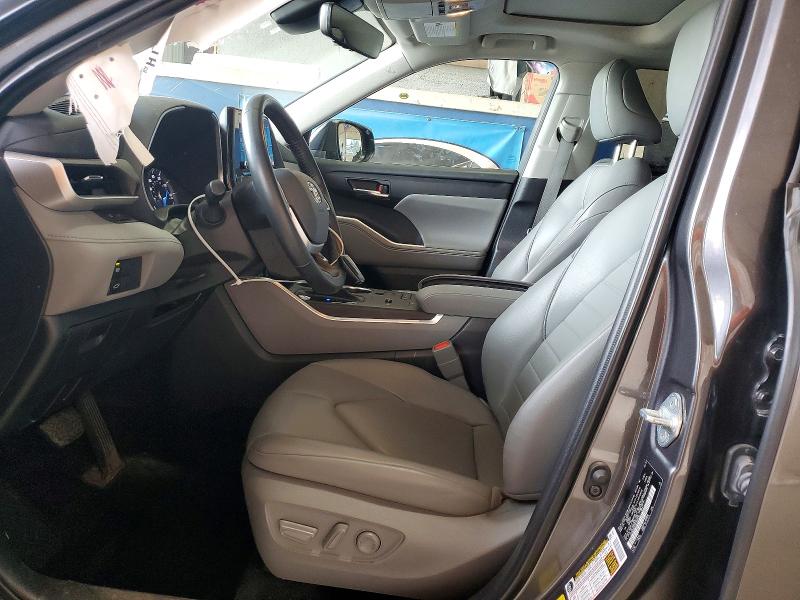 Auction sale of the 2022 Toyota Highlander Hybrid, vin: 5TDGBRCH5NS558736, lot number: 57938066