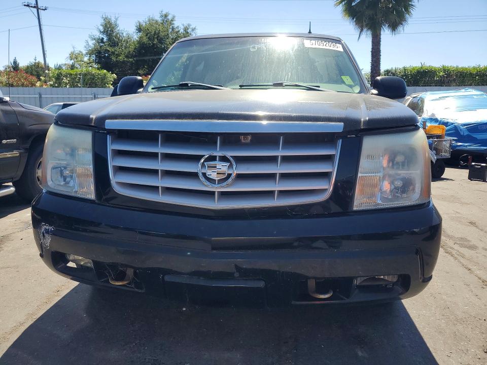 57092096 :رقم المزاد ، 1GYEC63T32R259208 vin ، 2002 Cadillac Escalade مزاد بيع