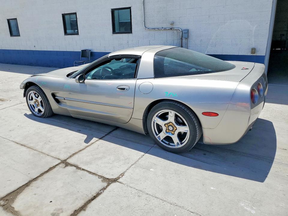 57079516 :رقم المزاد ، 1G1YY22G6W5113070 vin ، 1998 Chevrolet Corvette مزاد بيع