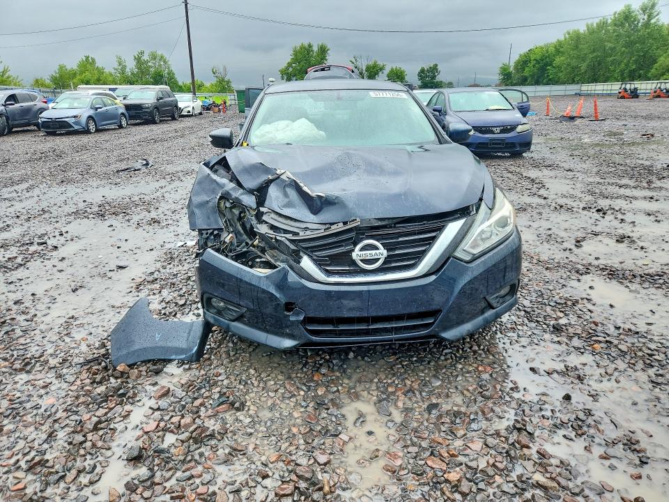 2018 Nissan Altima მანქანა იყიდება აუქციონზე, vin: 1N4AL3AP0JC199257, აუქციონის ნომერი: 57771256