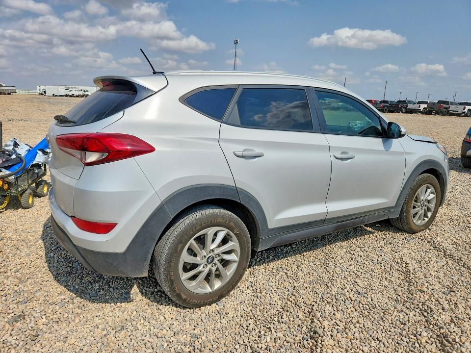 2016 Hyundai Tucson მანქანა იყიდება აუქციონზე, vin: KM8J33A4XGU092568, აუქციონის ნომერი: 58747426