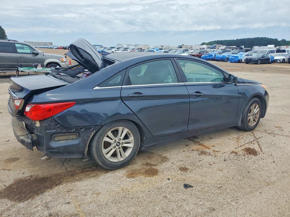 2013 Hyundai Sonata მანქანა იყიდება აუქციონზე, vin: 5NPEB4AC5DH691177, აუქციონის ნომერი: 57940026