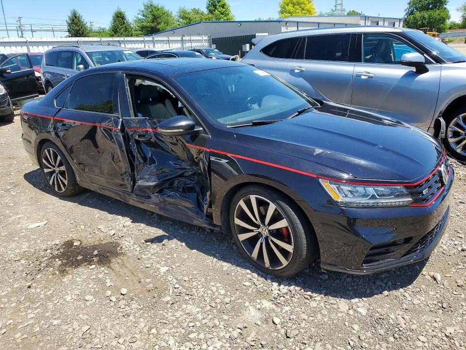 Продажа на аукционе авто 2018 Volkswagen Passat, vin: 1VWJM7A38JC039653, номер лота: 56745366