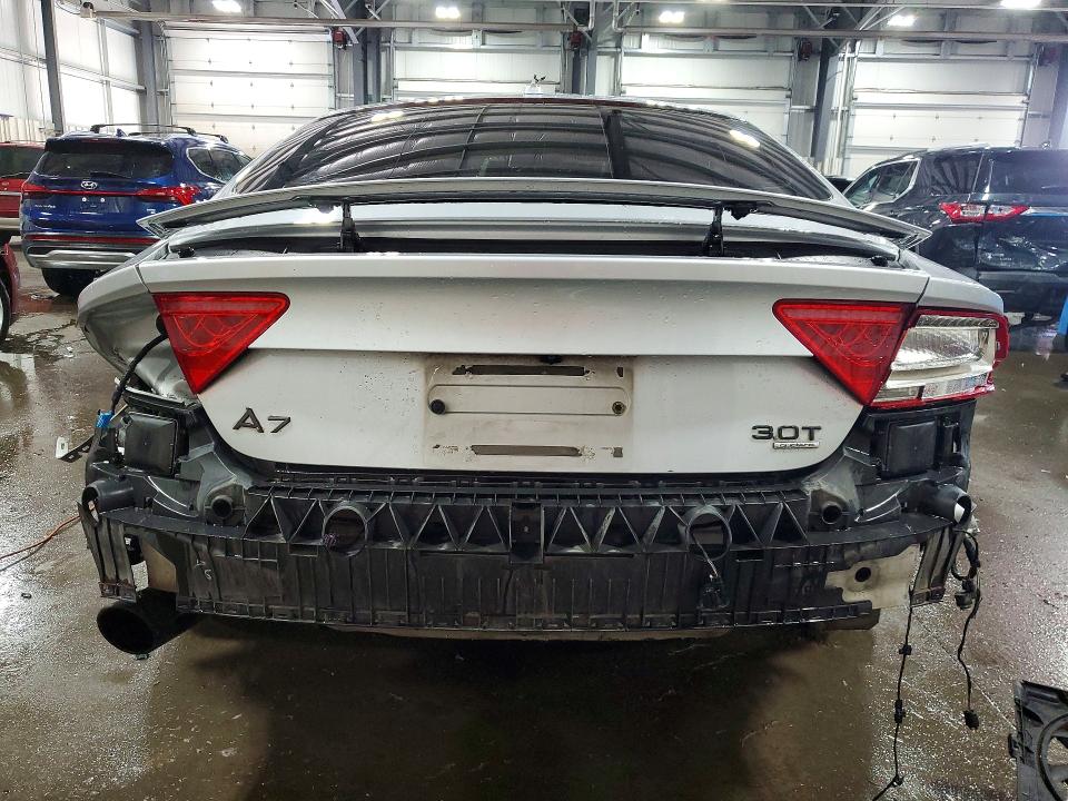 55927976 :رقم المزاد ، WAUWGAFC5FN002848 vin ، 2015 Audi A7 مزاد بيع