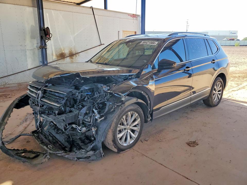 56421566 :رقم المزاد ، 3VV2B7AX7JM172405 vin ، 2018 Volkswagen Tiguan مزاد بيع
