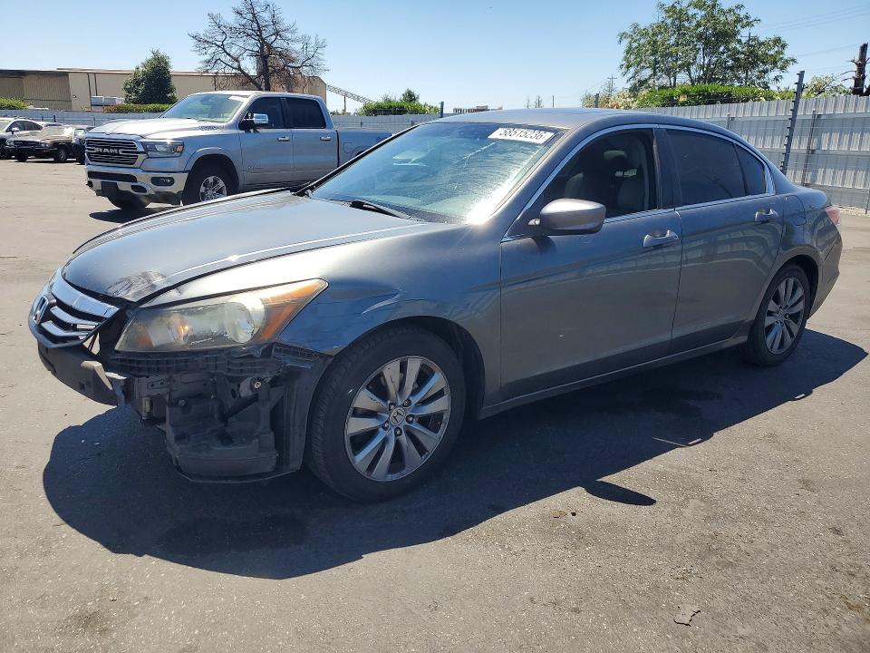 2012 Honda Accord მანქანა იყიდება აუქციონზე, vin: 1HGCP2F85CA076220, აუქციონის ნომერი: 58515236