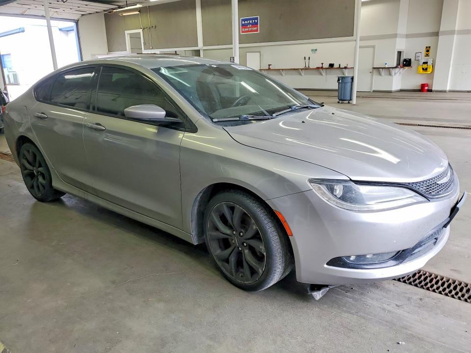 Продажа на аукционе авто 2015 Chrysler 200, vin: 1C3CCCBBXFN529296, номер лота: 56610946