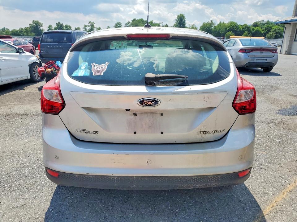 2013 Ford Focus მანქანა იყიდება აუქციონზე, vin: 1FADP3N28DL203043, აუქციონის ნომერი: 58514326
