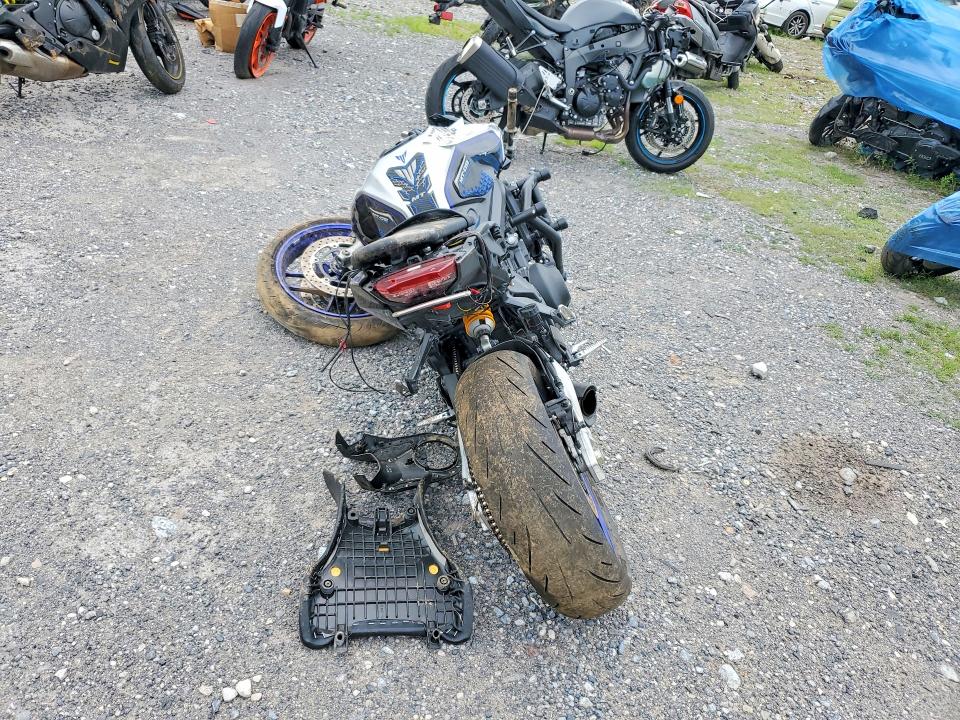 58757486 :رقم المزاد ، JYARN95E1SA001023 vin ، 2025 Yamaha Mt09 مزاد بيع