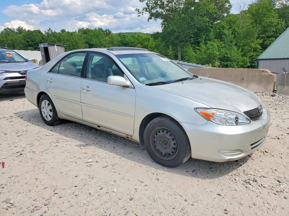 57560706 :رقم المزاد ، 4T1BE32K03U665922 vin ، 2003 Toyota Camry مزاد بيع