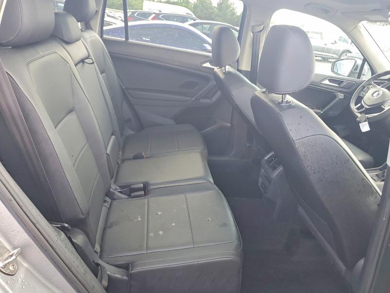 57348546 :رقم المزاد ، 3VV2B7AX9LM126593 vin ، 2020 Volkswagen Tiguan مزاد بيع