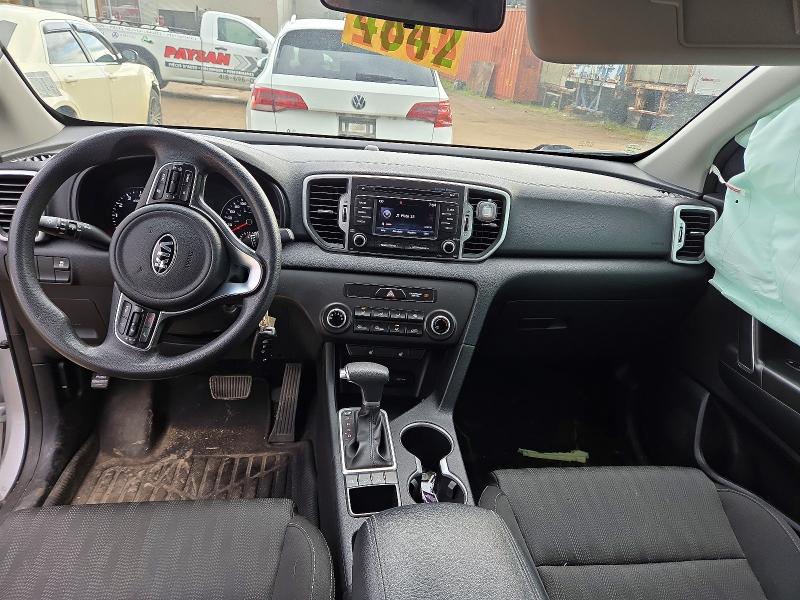 56303396 :رقم المزاد ، KNDPMCAC0H7148391 vin ، 2017 Kia Sportage مزاد بيع