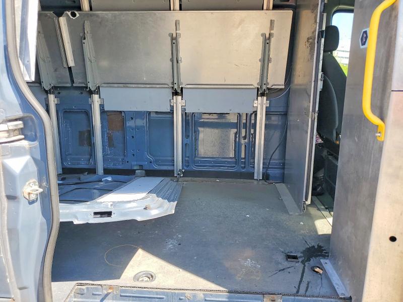55684496 :رقم المزاد ، WD4PF1CDXKP121362 vin ، 2019 Mercedes Benz Sprinter مزاد بيع