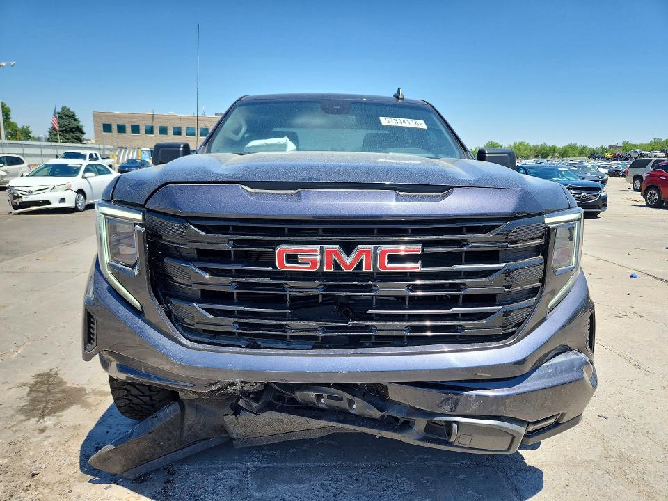 59135636 :رقم المزاد ، 3GTPUCEKXNG685643 vin ، 2022 Gmc Sierra مزاد بيع