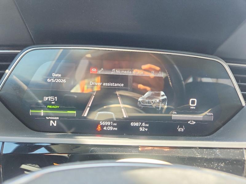 55650966 :رقم المزاد ، WA13ABGE1MB022651 vin ، 2021 Audi E-tron مزاد بيع