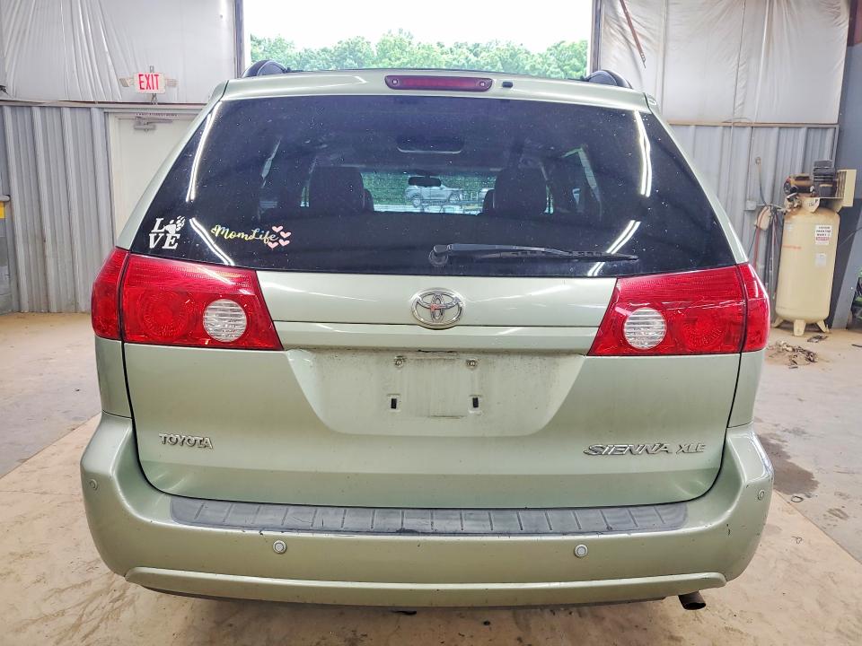 Продажа на аукционе авто 2007 Toyota Sienna, vin: 5TDZK22C97S013339, номер лота: 55717826