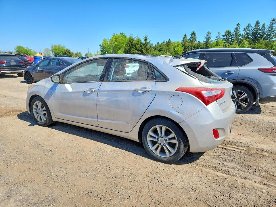 2013 Hyundai Elantra Gt მანქანა იყიდება აუქციონზე, vin: KMHD35LE2DU026803, აუქციონის ნომერი: 55525436