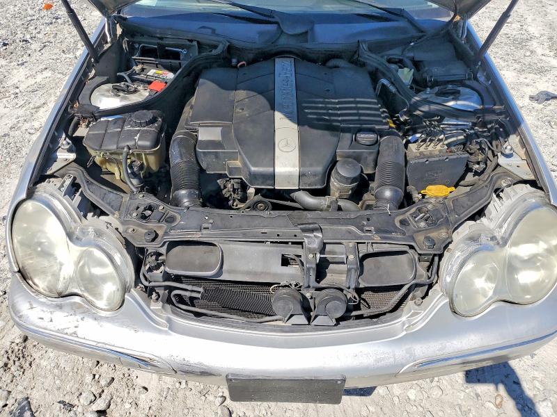 55306456 :رقم المزاد ، WDBRF64J91F051571 vin ، 2001 Mercedes-benz C مزاد بيع