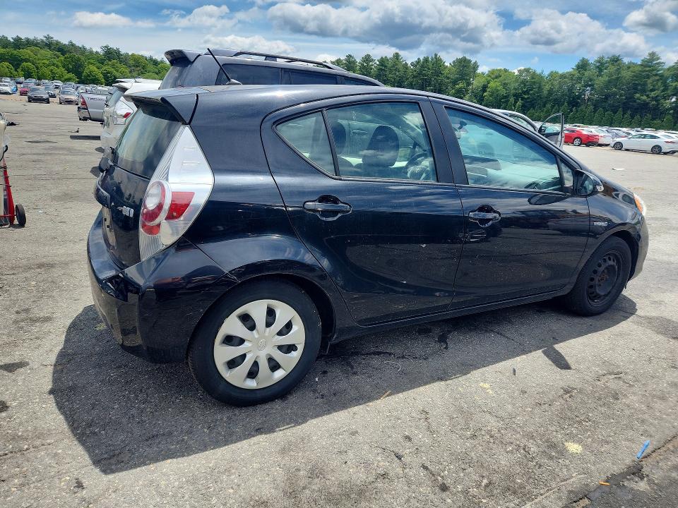 2014 Toyota Prius C მანქანა იყიდება აუქციონზე, vin: JTDKDTB3XE1072623, აუქციონის ნომერი: 58215636