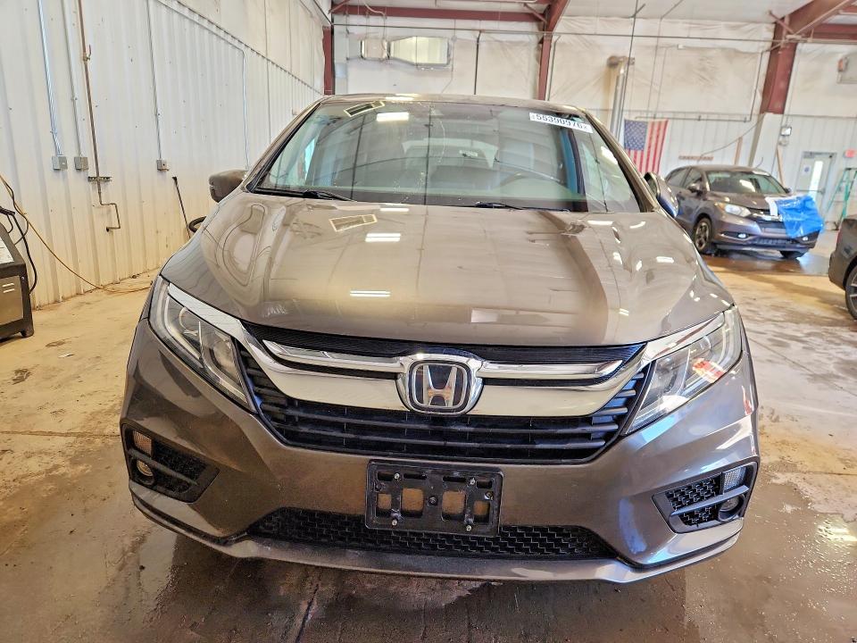 55390976 :رقم المزاد ، 5FNRL6H78KB138506 vin ، 2019 Honda Odyssey مزاد بيع