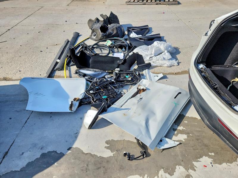 2023 Tesla Model Y მანქანა იყიდება აუქციონზე, vin: 7SAYGDEF2PF595872, აუქციონის ნომერი: 58411126