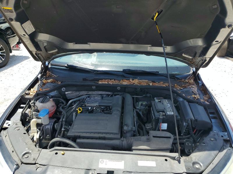 85772585 :رقم المزاد ، 3VW167AJ7GM369848 vin ، 2016 Volkswagen Jetta مزاد بيع