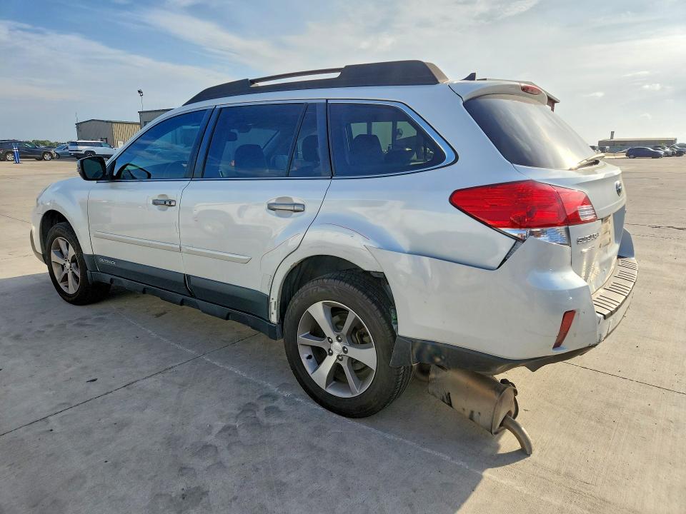 58920886 :رقم المزاد ، 4S4BRCPC9E3258230 vin ، 2014 Subaru Outback مزاد بيع