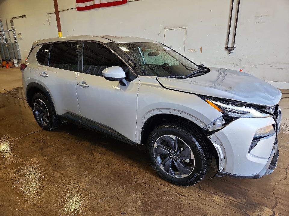 56268066 :رقم المزاد ، 5N1BT3BA3SC807617 vin ، 2025 Nissan Rogue مزاد بيع