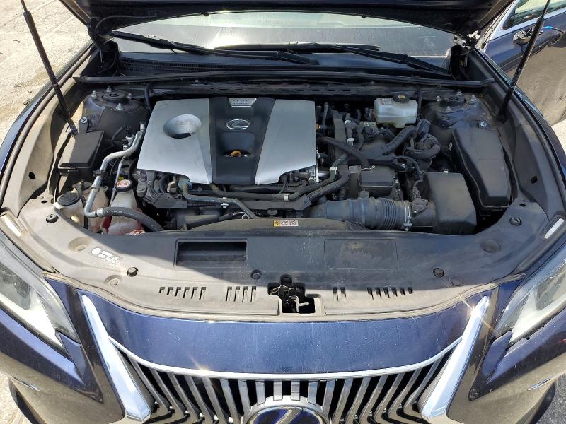 56441766 :رقم المزاد ، 58ADA1C10MU011057 vin ، 2021 Lexus Es مزاد بيع