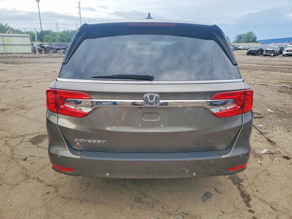 Продаж на аукціоні авто 2018 Honda Odyssey, vin: 5FNRL6H72JB044796, номер лоту: 56683746