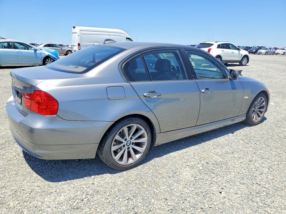 2011 Bmw 328 მანქანა იყიდება აუქციონზე, vin: WBAPH5C59BA444709, აუქციონის ნომერი: 55582846