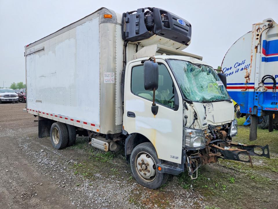 49582486 :رقم المزاد ، 2AYHDM2H8H1000435 vin ، 2017 Hino 195 مزاد بيع