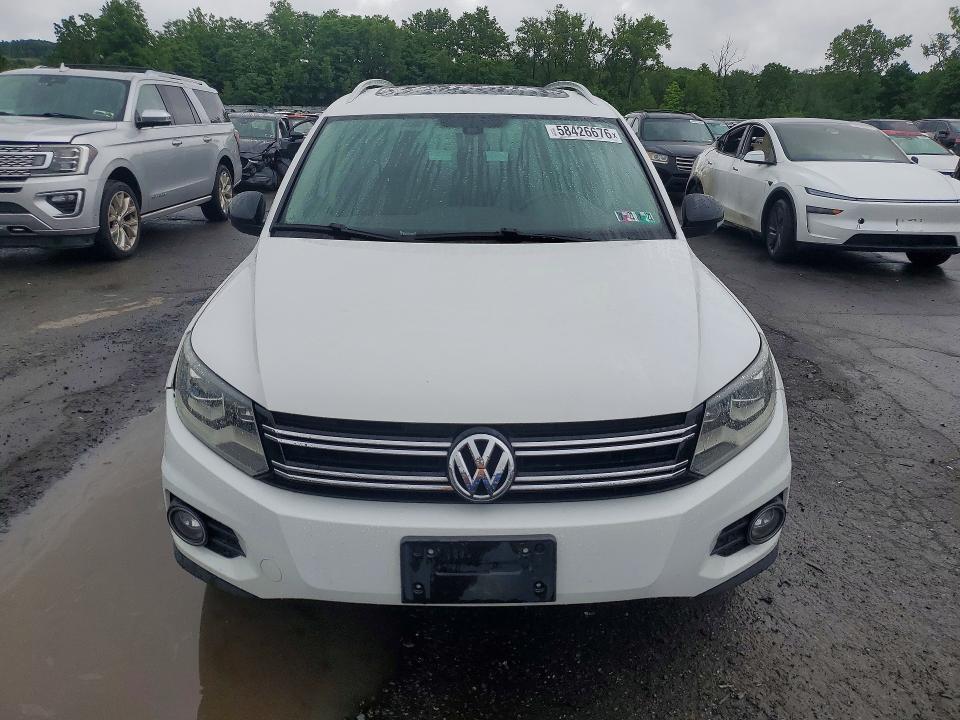 Продаж на аукціоні авто 2017 Volkswagen Tiguan, vin: WVGUV7AX9HK020427, номер лоту: 58426676