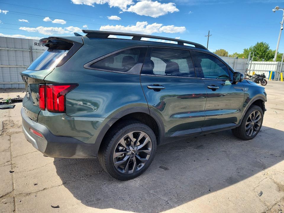 Продажа на аукционе авто 2022 Kia Sorento, vin: 5XYRKDLF8NG113446, номер лота: 56995306