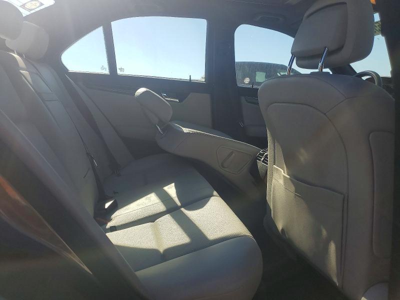 55932786 :رقم المزاد ، WDDGF8BB3BR145144 vin ، 2011 Mercedes-benz C مزاد بيع