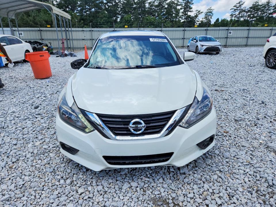 57745366 :رقم المزاد ، 1N4AL3AP8JC188636 vin ، 2018 Nissan Altima مزاد بيع