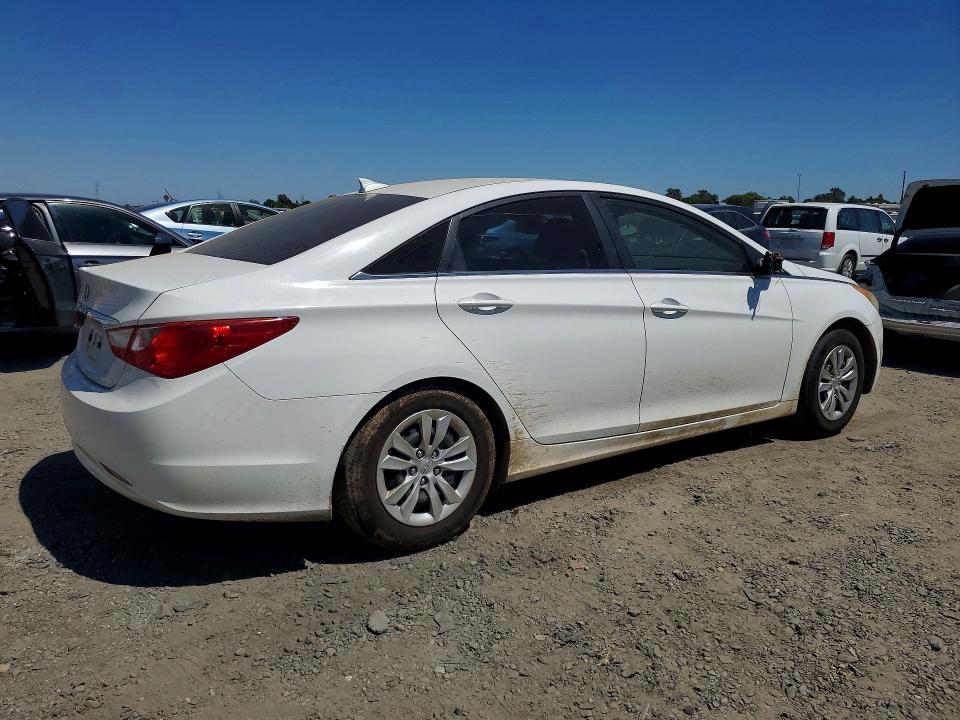58486226 :رقم المزاد ، 5NPEB4AC0CH354267 vin ، 2012 Hyundai Sonata مزاد بيع