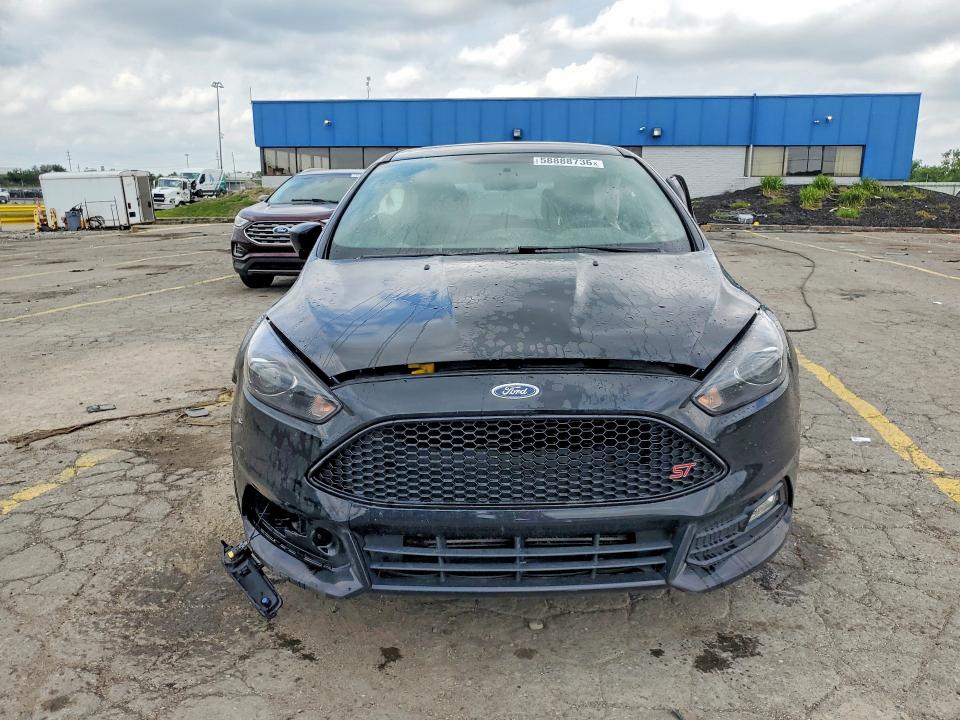 2018 Ford Focus მანქანა იყიდება აუქციონზე, vin: 1FADP3L91JL203719, აუქციონის ნომერი: 58888736