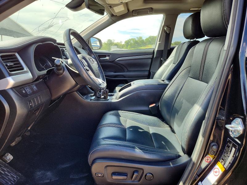 Aukcja sprzedaży 2018 Toyota Highlander, vin: 5TDJZRFH9JS560027, numer aukcji: 55762156