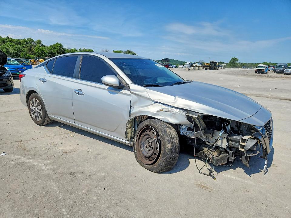 Продажа на аукционе авто 2021 Nissan Altima, vin: 1N4BL4DV9MN363666, номер лота: 55567566
