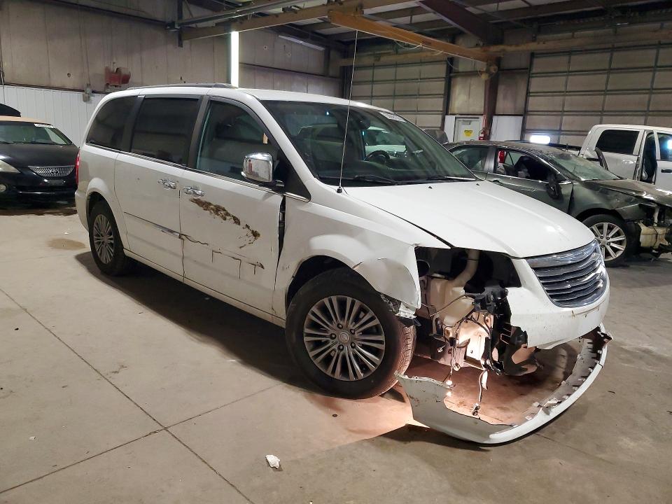 Продажа на аукционе авто 2014 Chrysler Town & Country, vin: 2C4RC1CG4ER201572, номер лота: 55888136