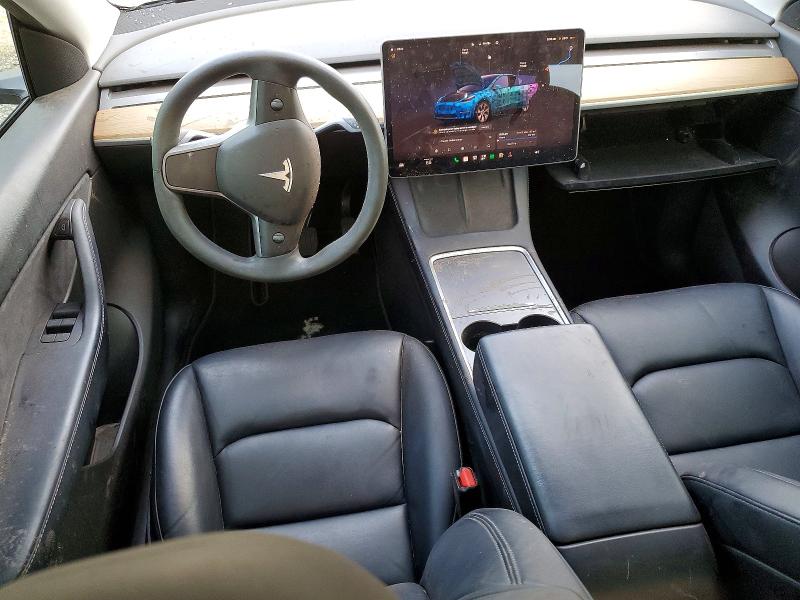 85457635 :رقم المزاد ، 7SAYGAEE8NF383562 vin ، 2022 Tesla Model Y مزاد بيع