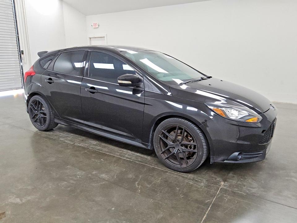 Продажа на аукционе авто 2014 Ford Focus, vin: 1FADP3L90EL339359, номер лота: 57863196