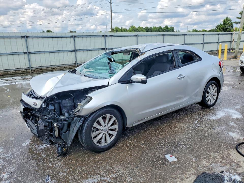 2014 Kia Forte მანქანა იყიდება აუქციონზე, vin: KNAFX6A86E5195378, აუქციონის ნომერი: 58556186